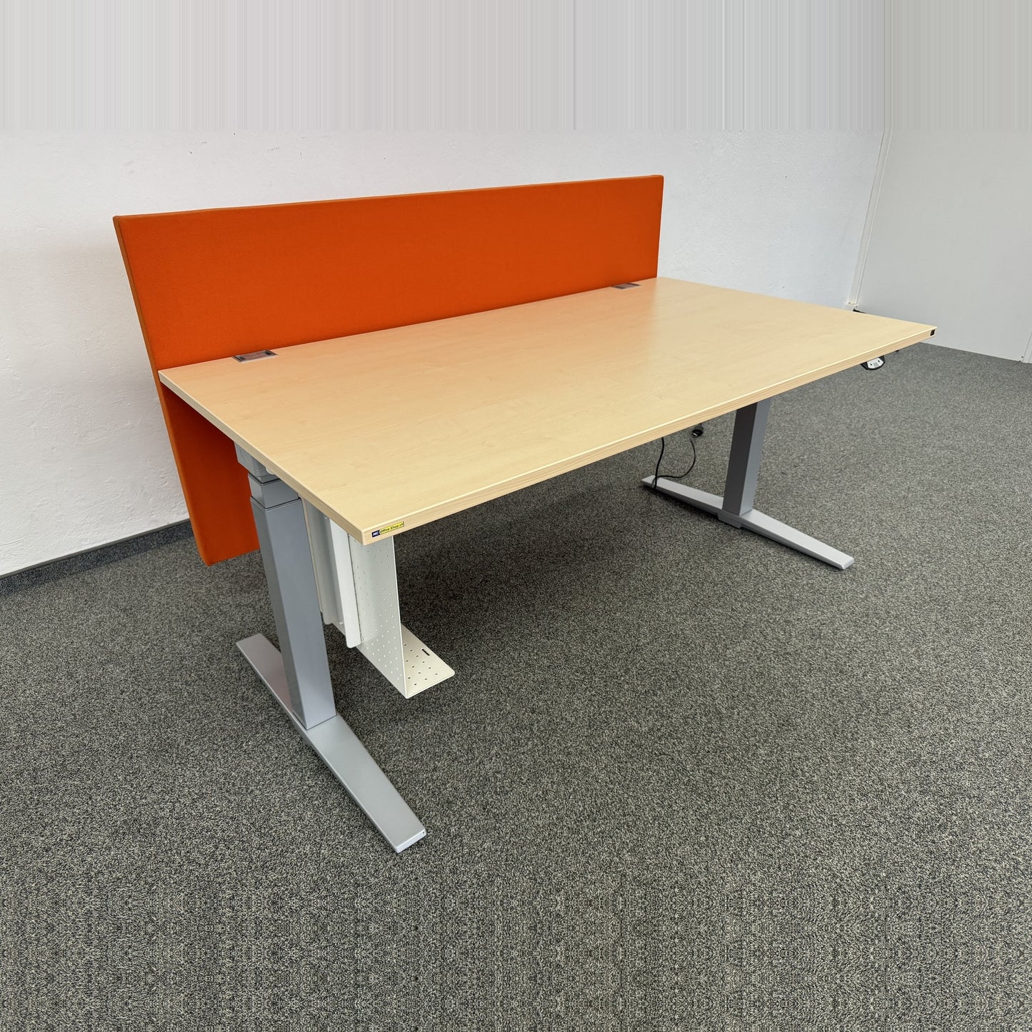 TALO.S Sitz-Steh-Schreibtisch mit CPU-Halter