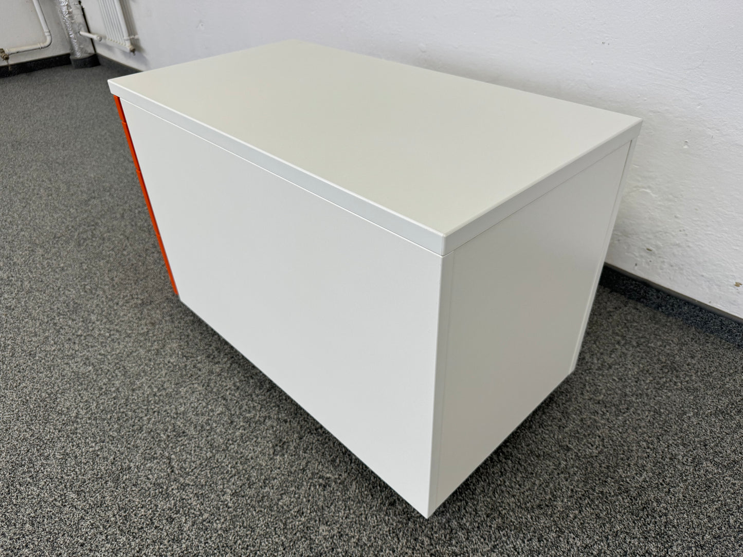 König + Neurath Container Roll-Korpus Ansicht von hinten