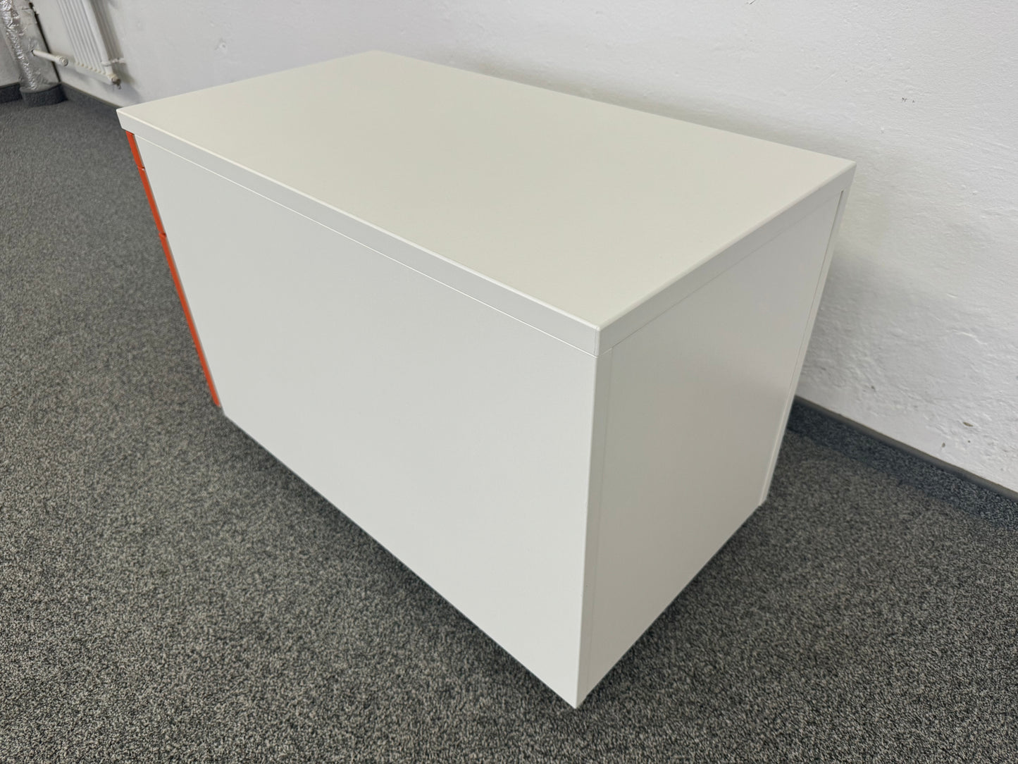 König + Neurath Container Roll-Korpus Ansicht von hinten