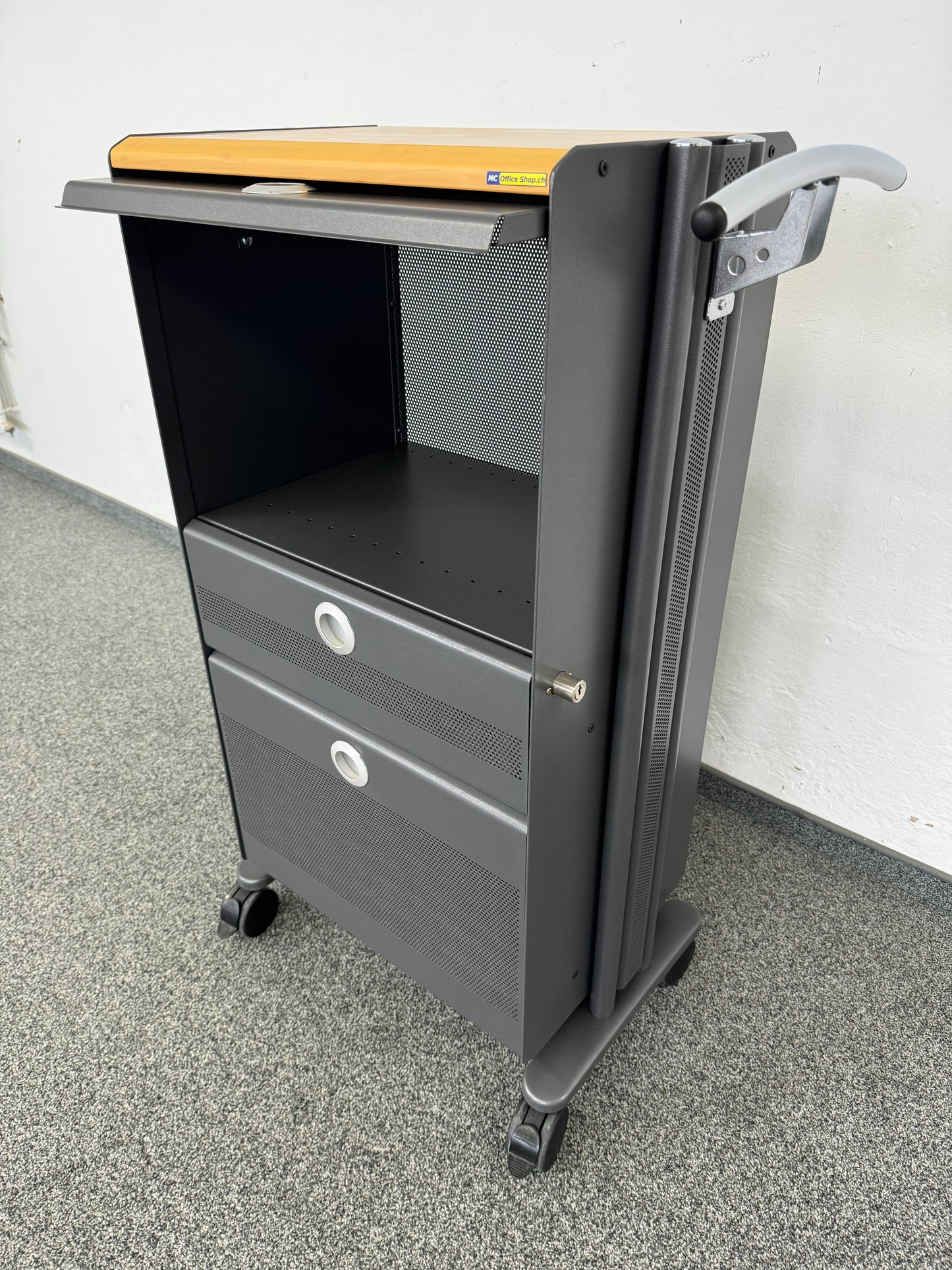 Ergodata Take Off Roll-Caddy Klappe offen