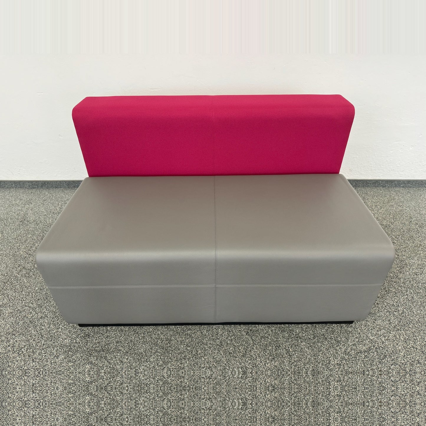 Bene PARCS CAUSEWAY Lounge Sofa Stoff und Kunstleder
