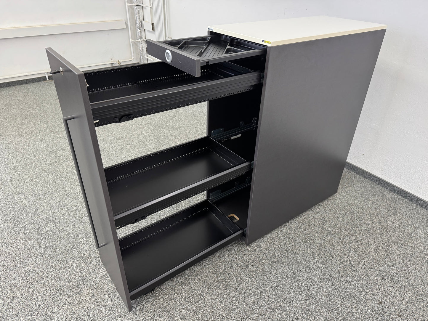 Palmberg Orga Plus Modulcontainer offen von rechts