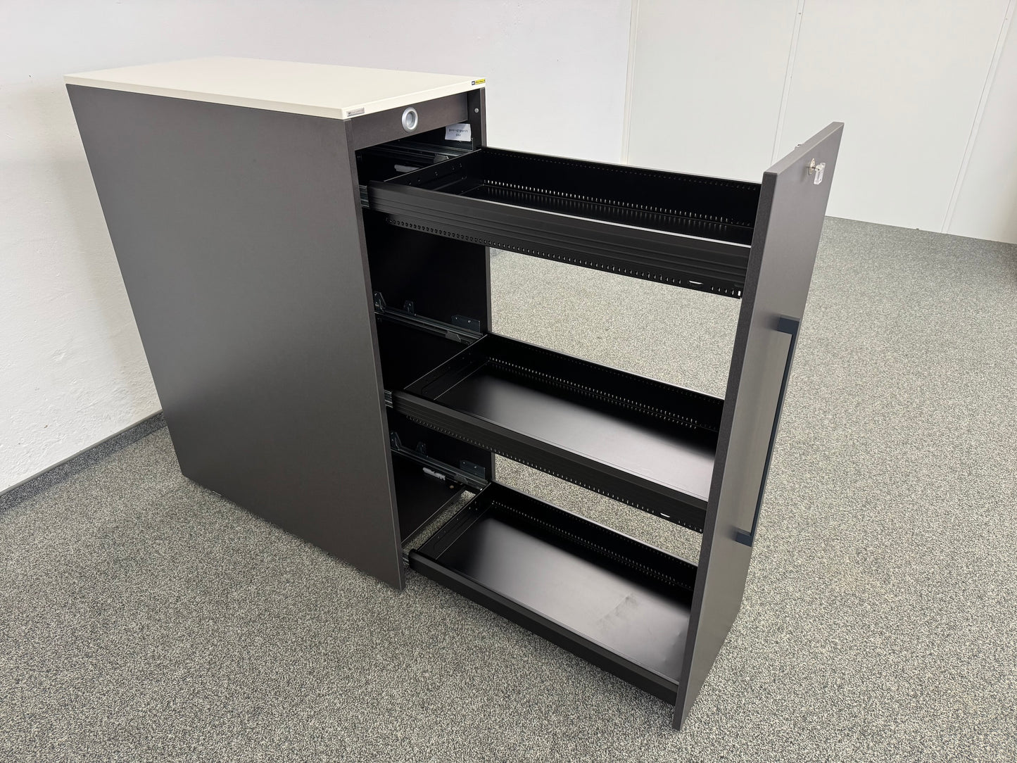 Palmberg Orga Plus Modulcontainer offen von links