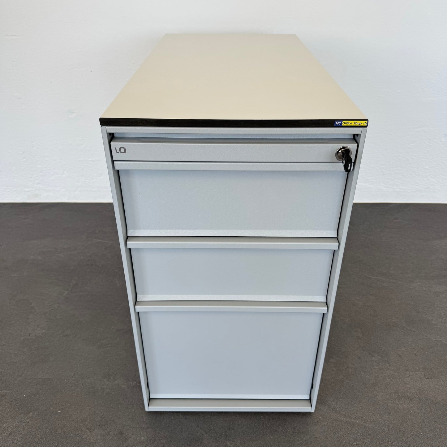 Lista Office Serie L Beistell-Korpus Metall Grau