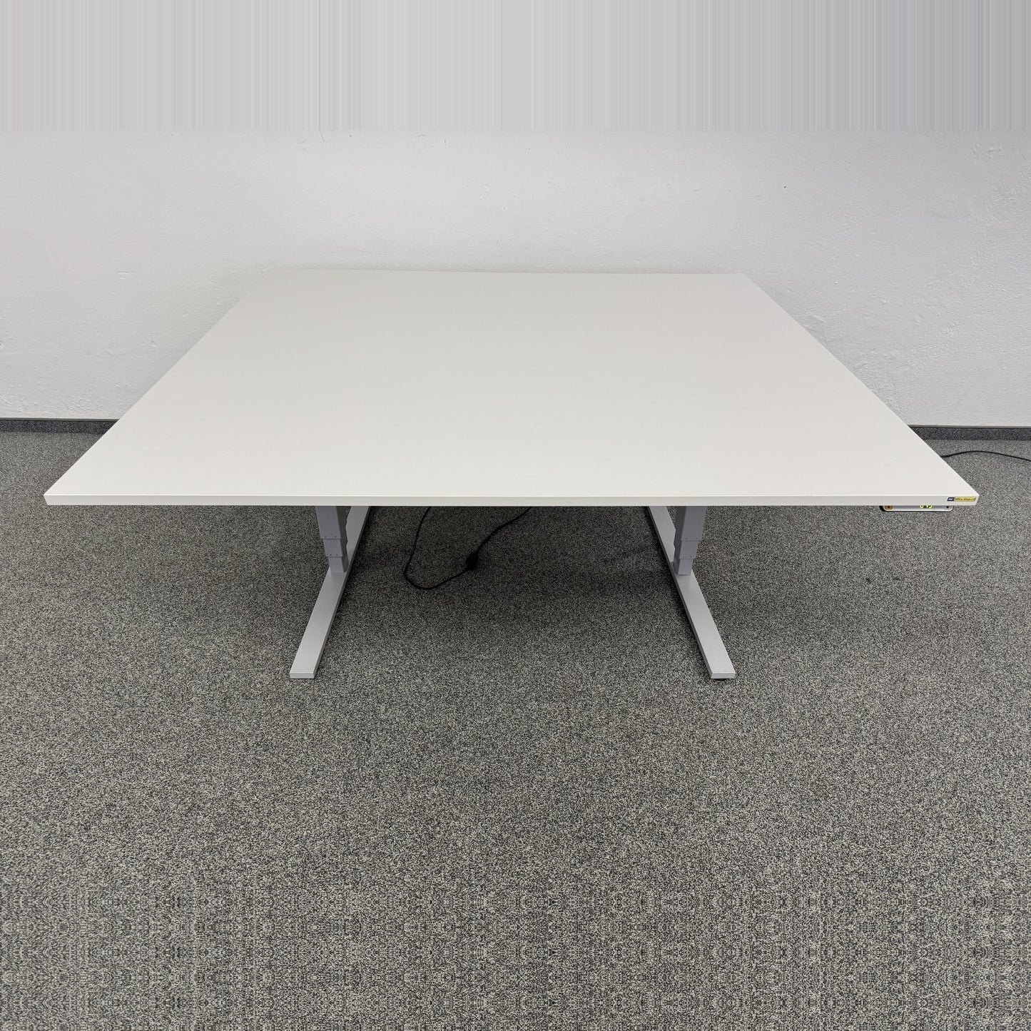 Interoffice Extend Sitz-Steh Sitzungstisch