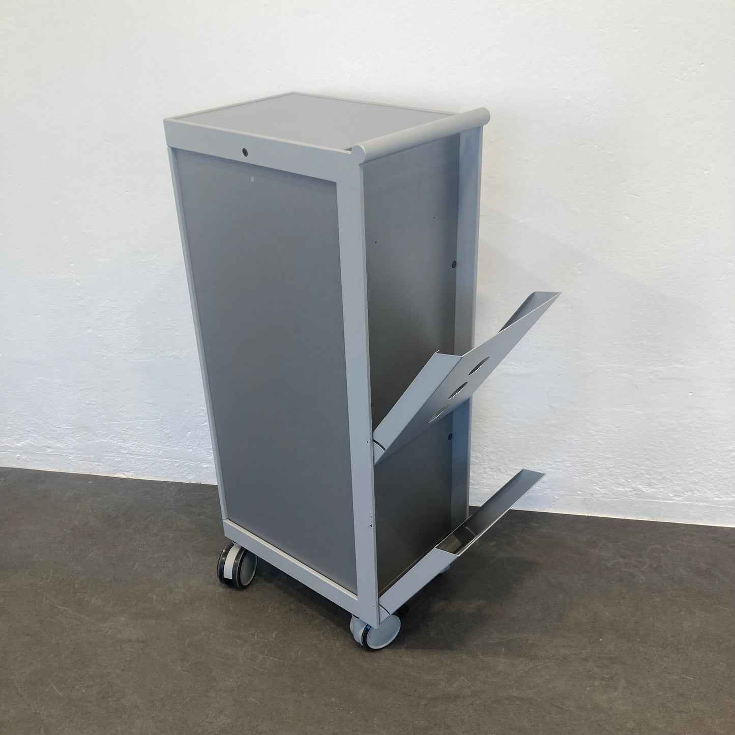 Denz D3 Roll-Caddy mit Postfächer aufgeklappt - 6037458