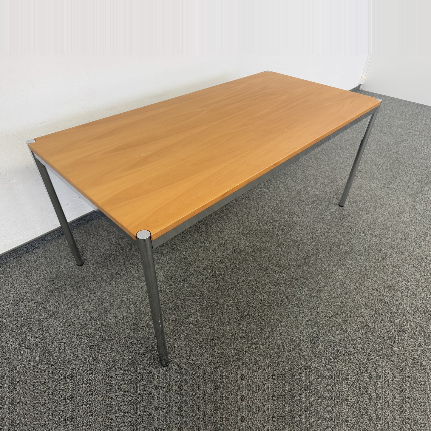 Ergodata Multi Desk Rondo Sitzungstisch