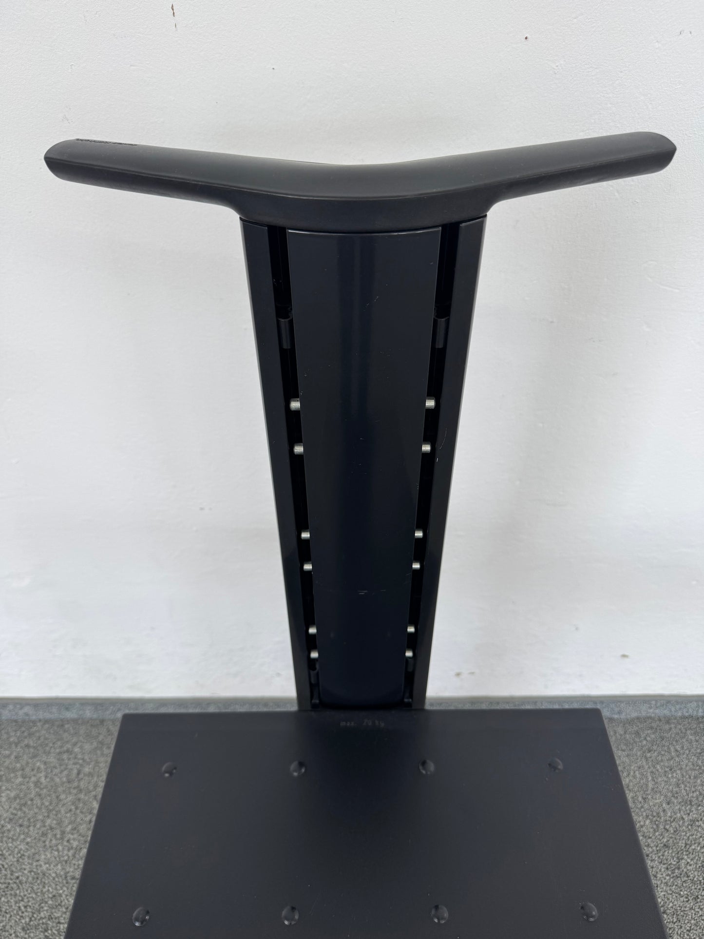 Wilkhahn Confair Pult Detailfoto Griff