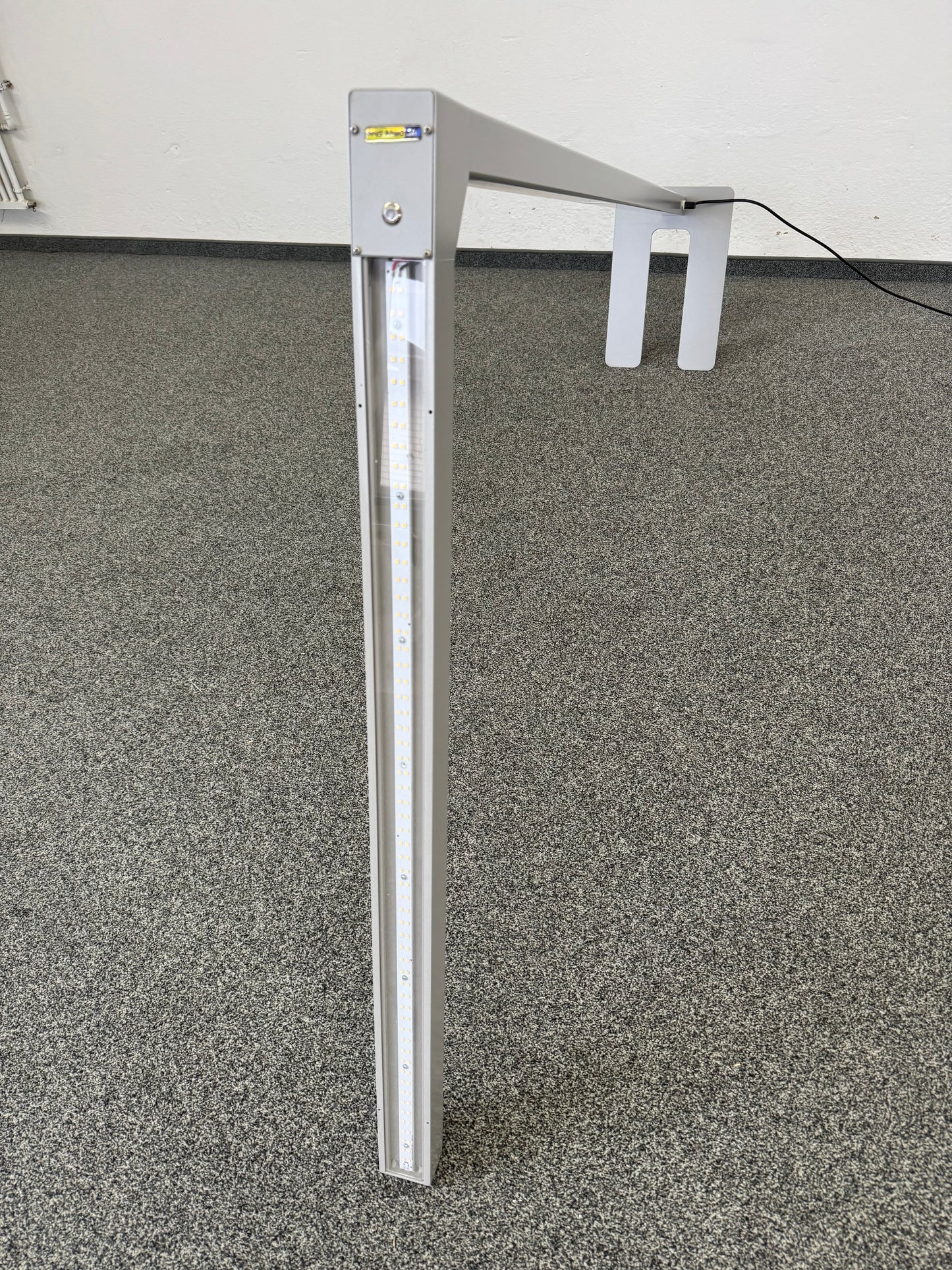 MyLight Slim LED Stehleuchte seitliche Ansicht von oben