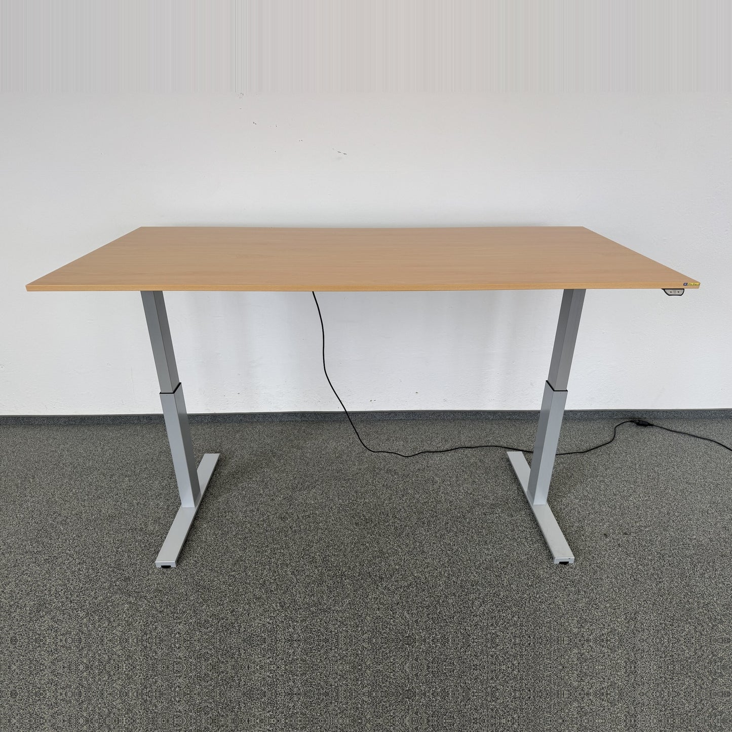 Interoffice Sitz-Steh-Schreibtisch Tischplatte Buchendekor