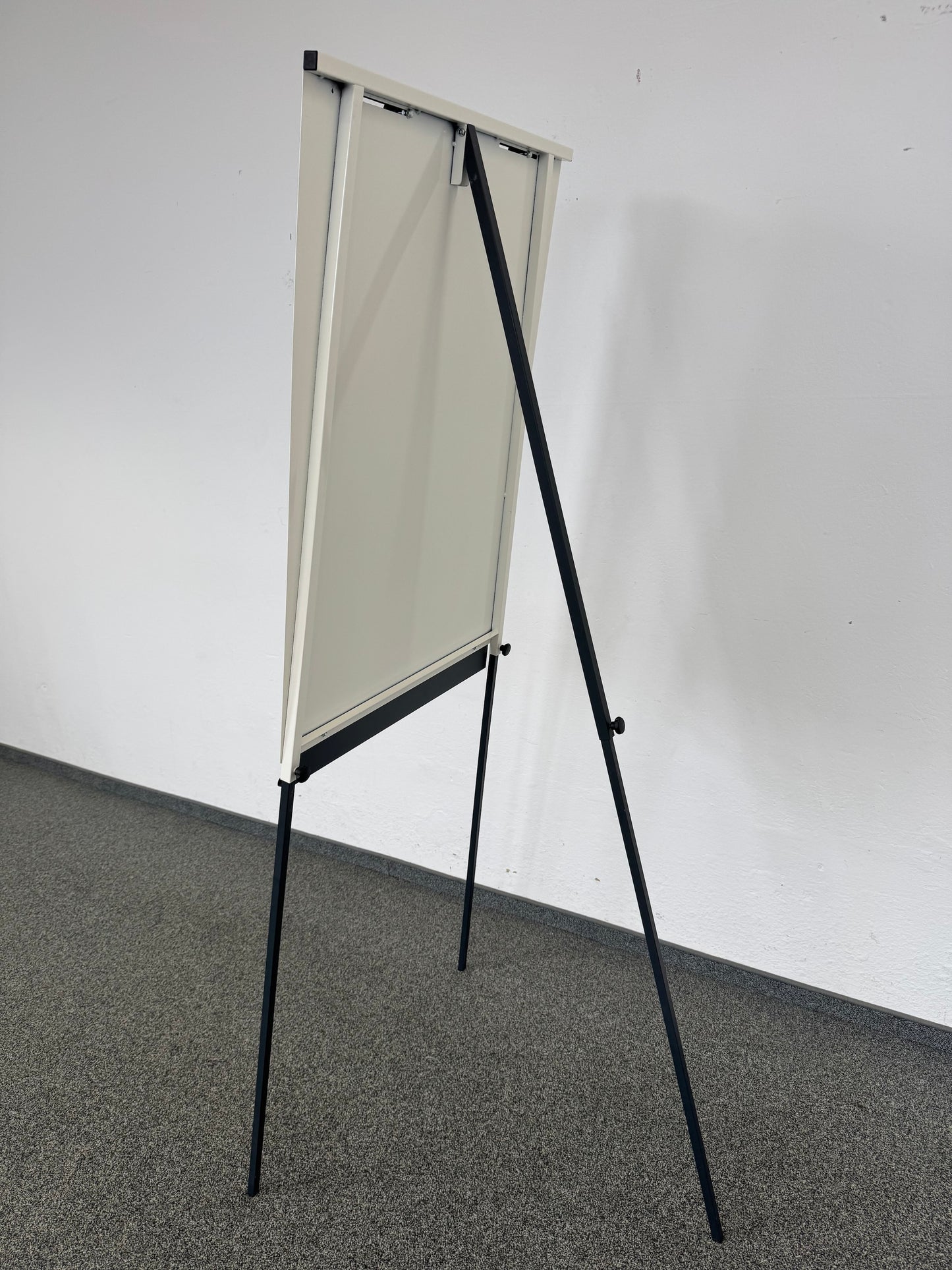 Rocada Classic Flipchart Ansicht von hinten