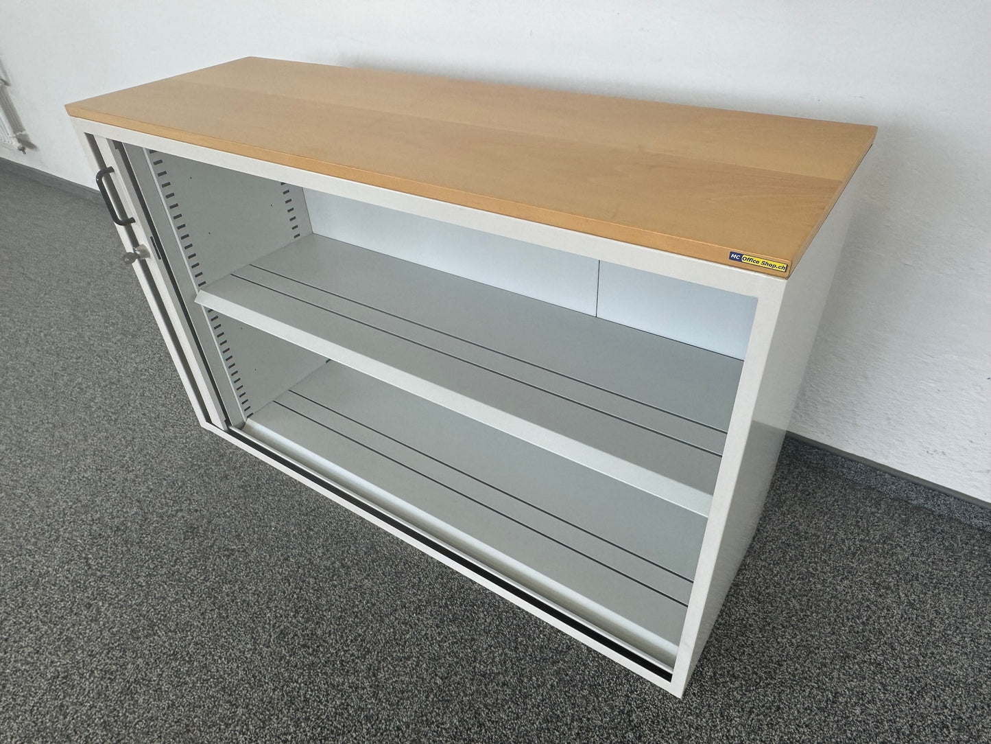 Sara King Lateralschrank offen