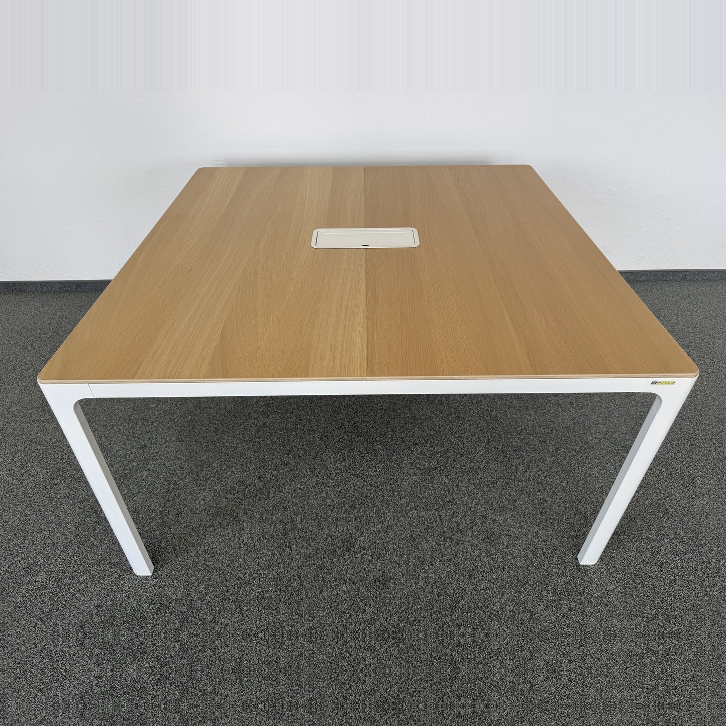 IKEA Sitzungstisch Bekant 1400 x 1400mm