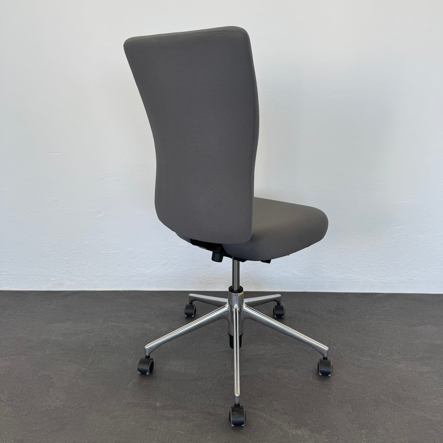 Vitra T-Chair Bürodrehstuhl mit Rückenlehne