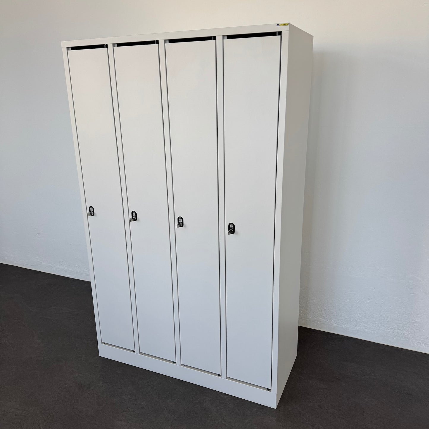 Stalgo G14 Garderobenschrank von rechts
