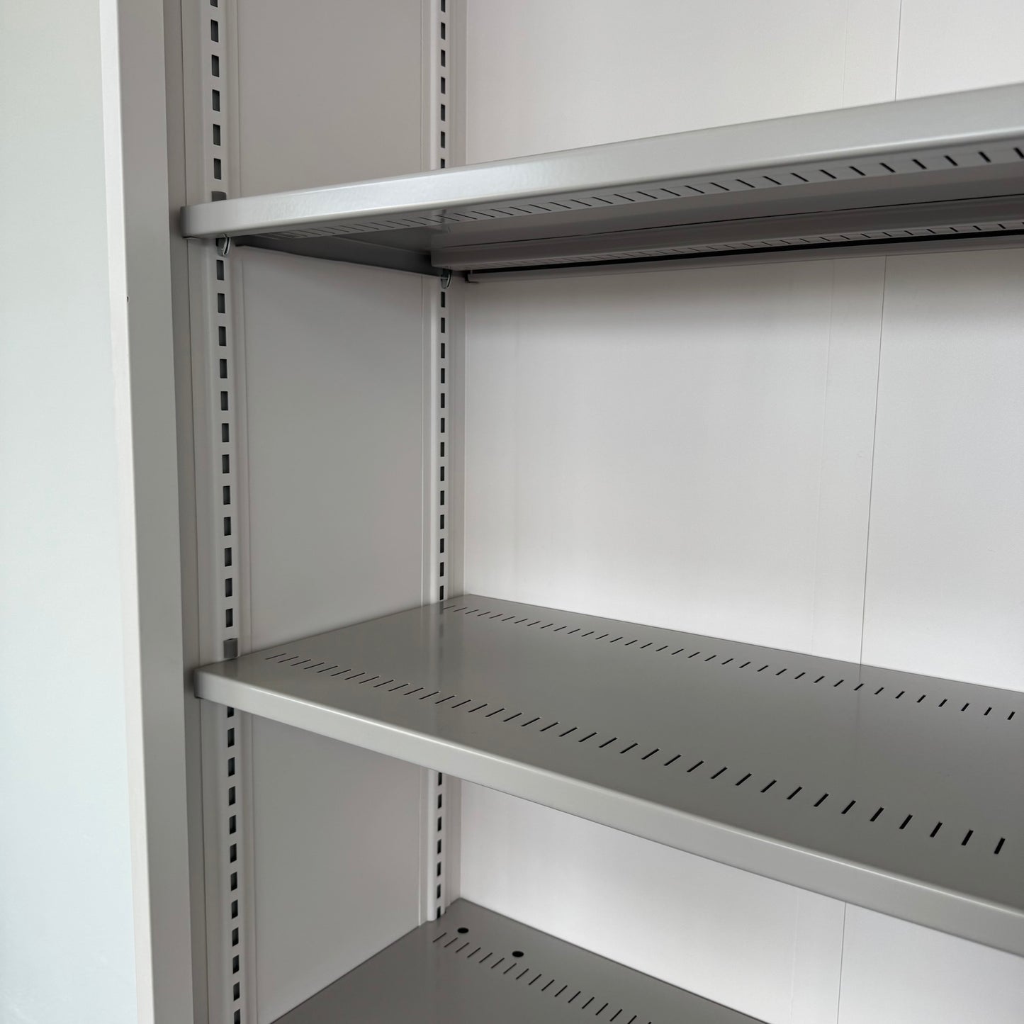 Lista Office Storage Regal Detailfoto Fachboden