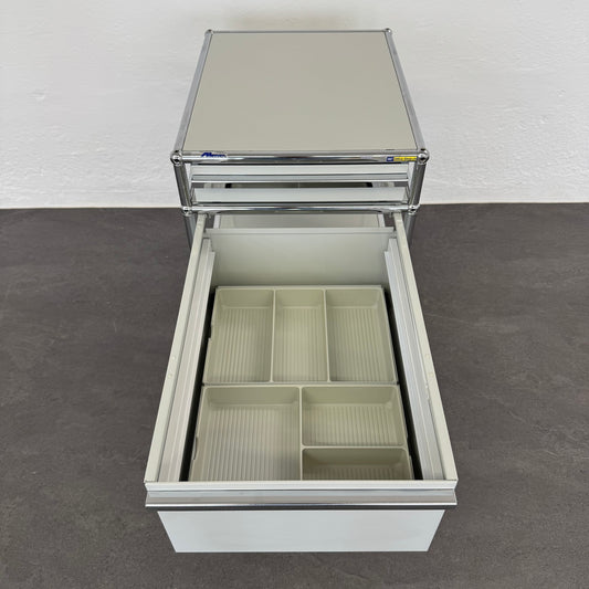 USM Haller Classic Unterstell-Korpus mit 3 Schubladen