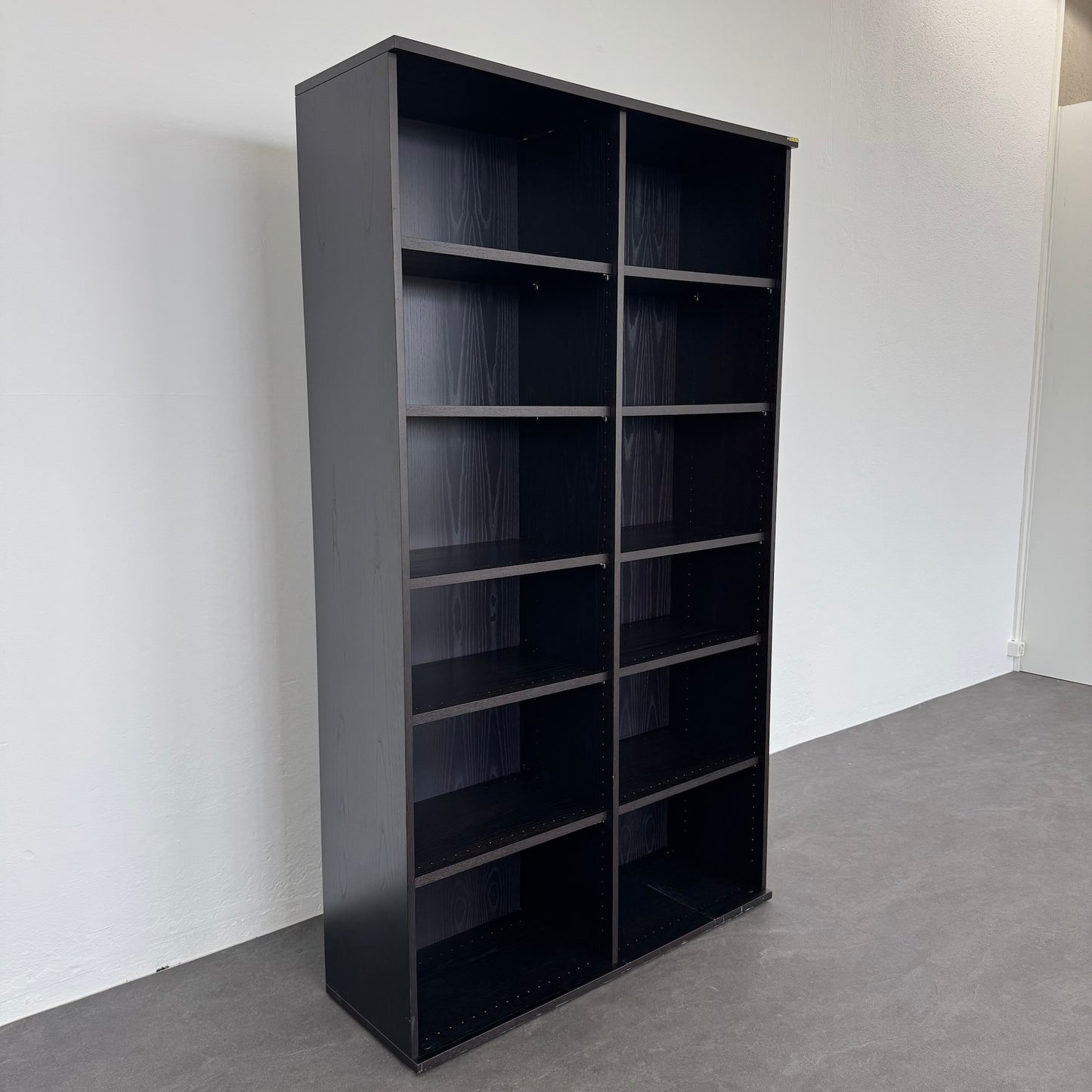 König + Neurath Acta Classic Regal für 6 Ordner-Reihen 1200mm breit Spanplatte schwarz lasiert