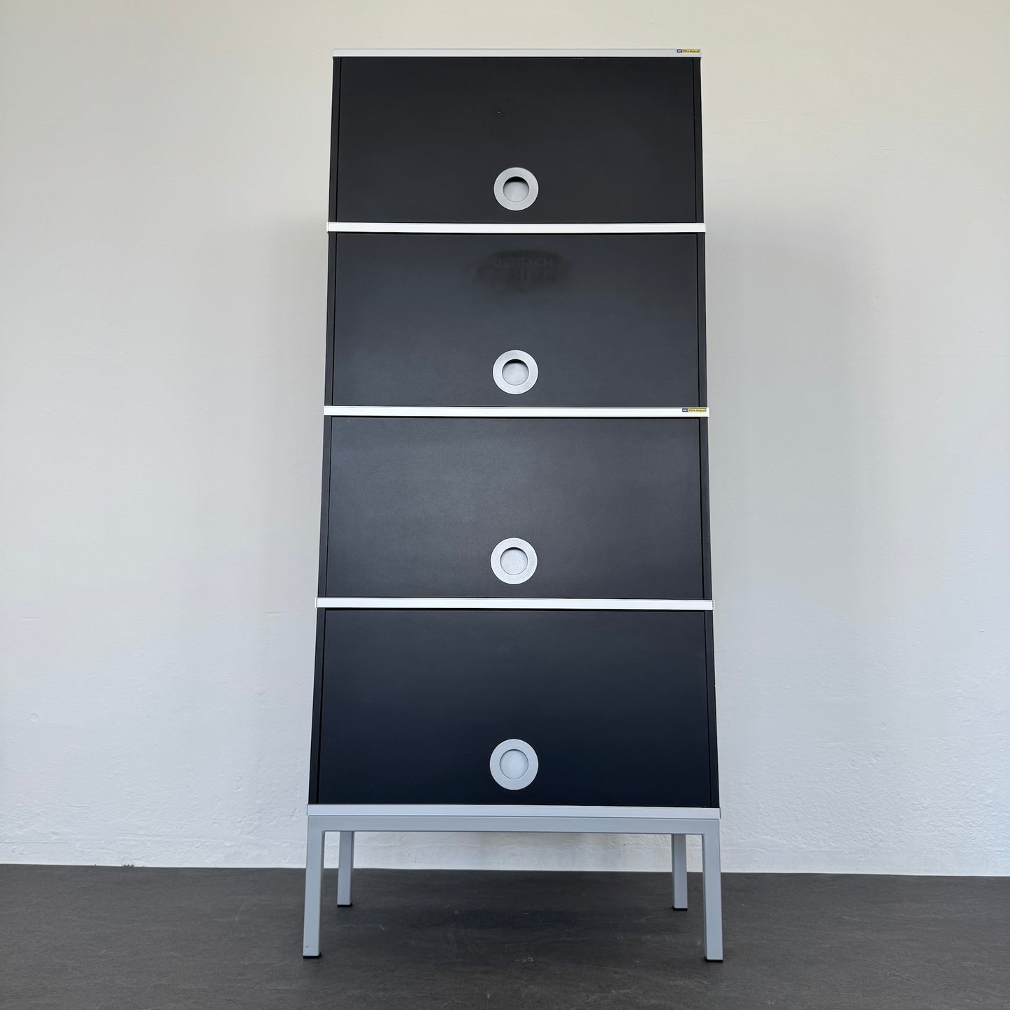 Denz D3 Ordner-Modul von unten