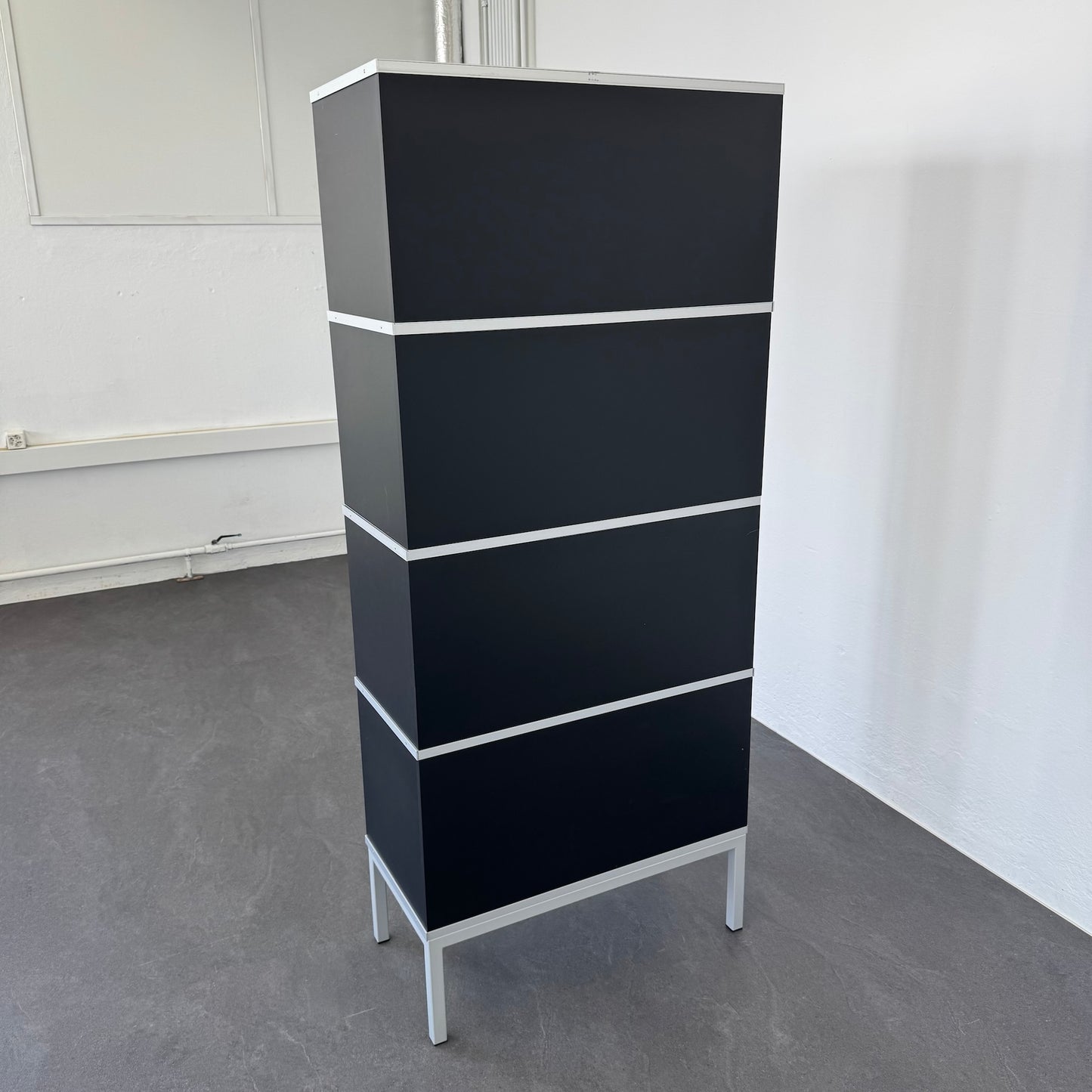 Denz D3 Ordner-Modul von hinten