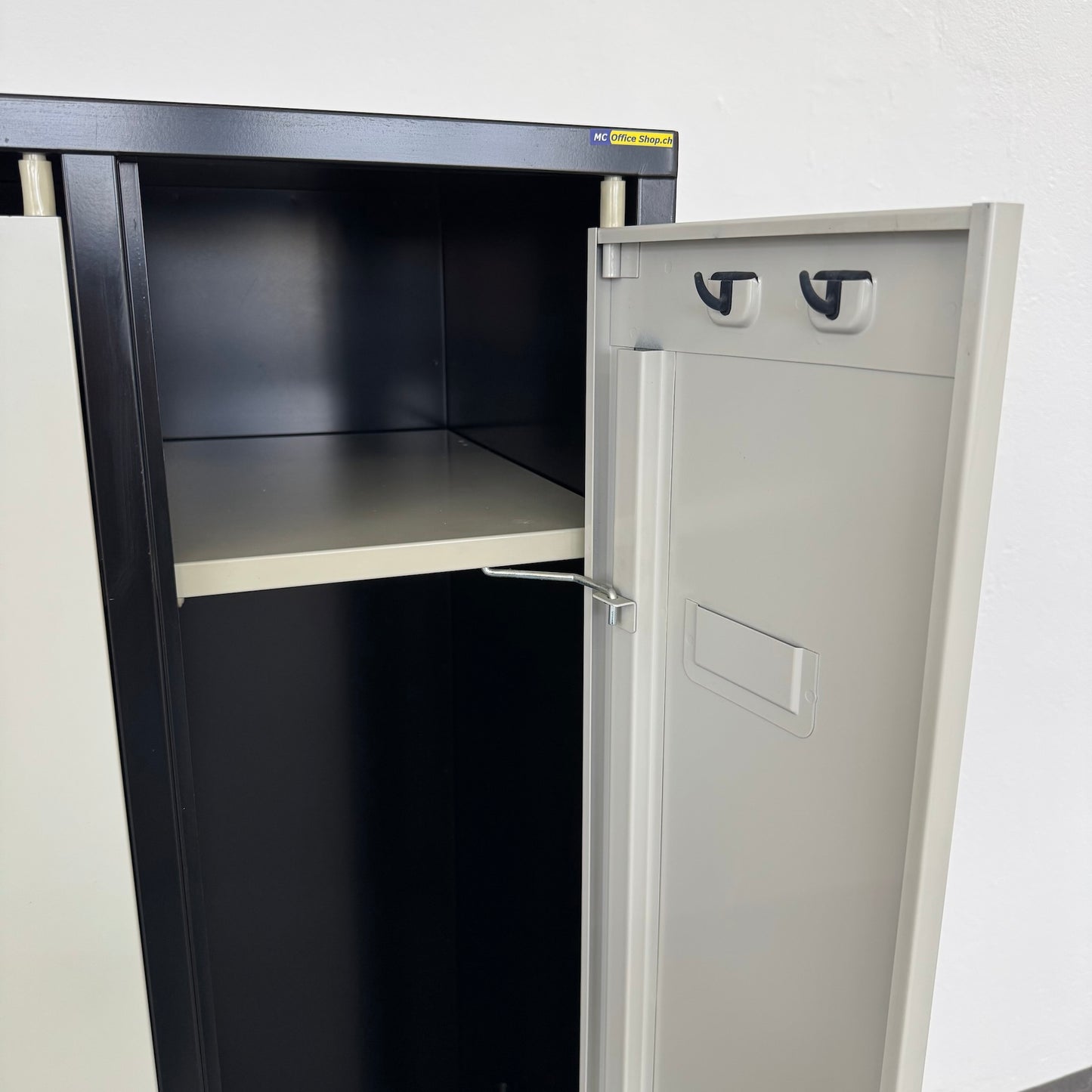 Lista Classic Garderobenschrank Detailfoto Hutablage