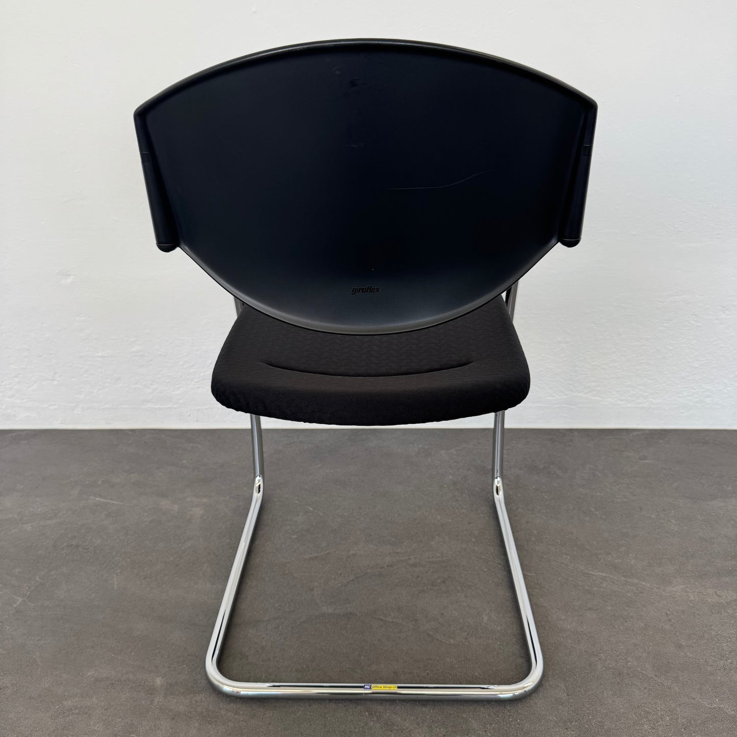 Giroflex G16 Freischwinger von hinten