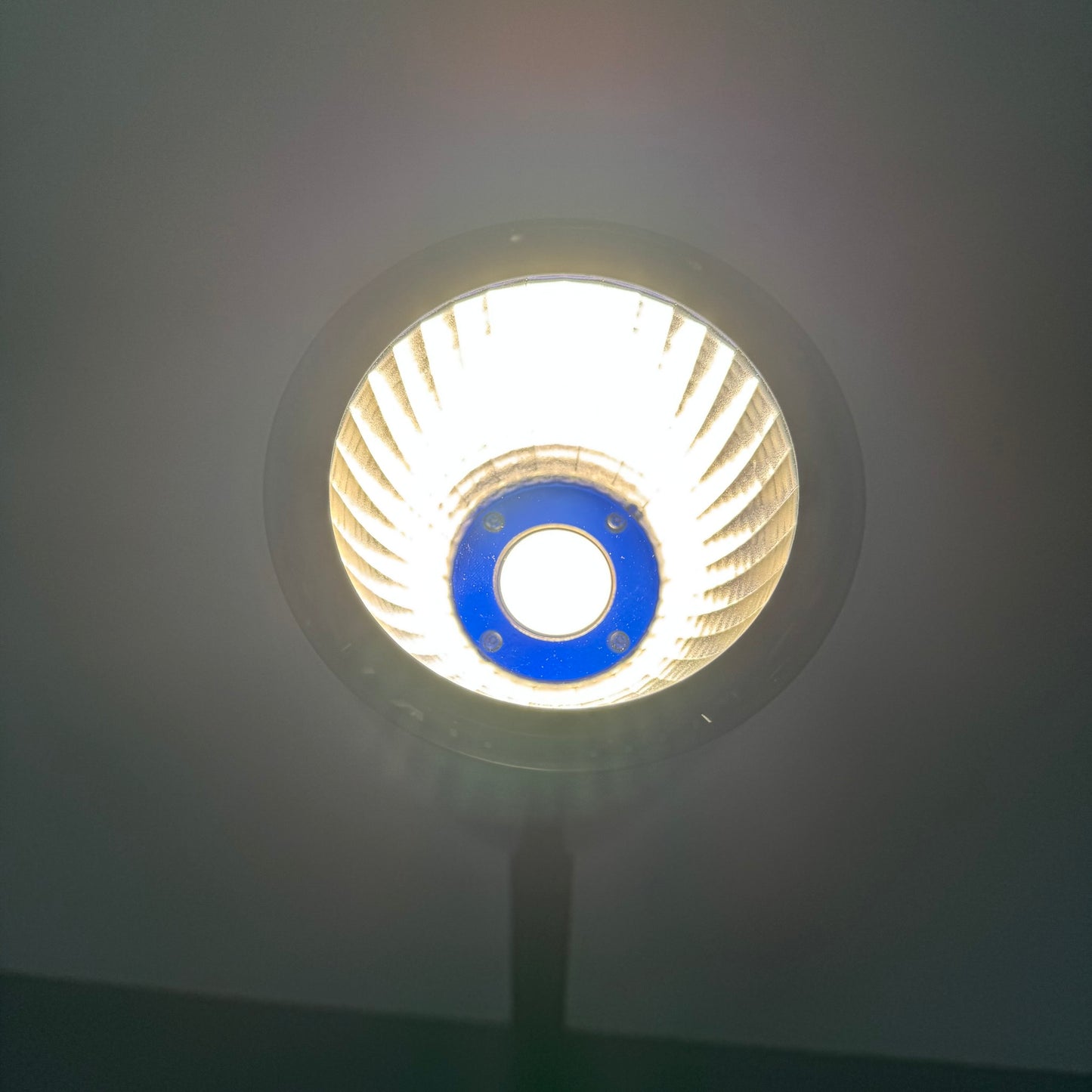 Regent Stream Office High Uplight Detailfoto LED String
