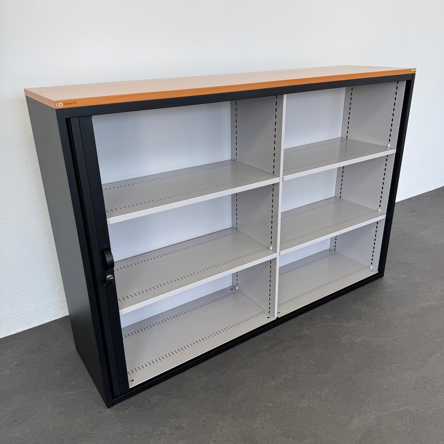 Lista Office Storage Lateralschrank mit Mittel-Trennwand