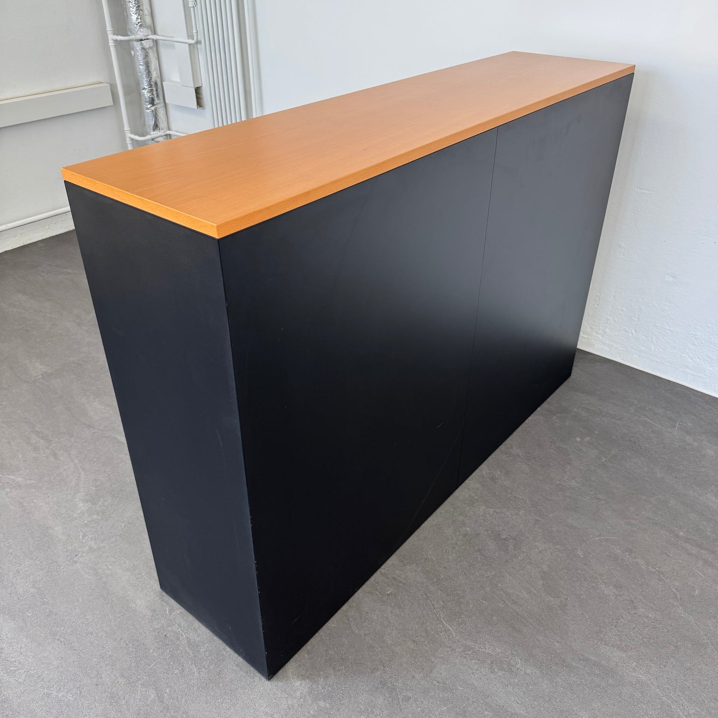 Lista Office Storage Lateralschrank von hinten