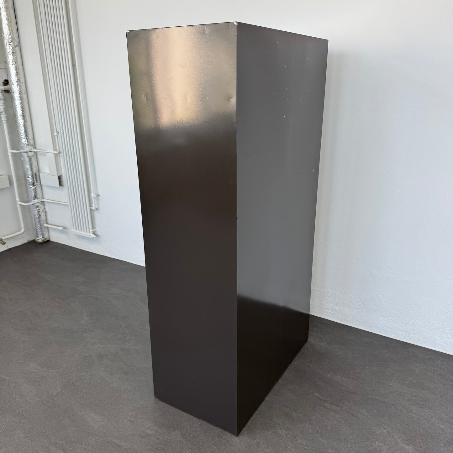 Stalgo Classic Garderobenschrank Ansicht von der Seite