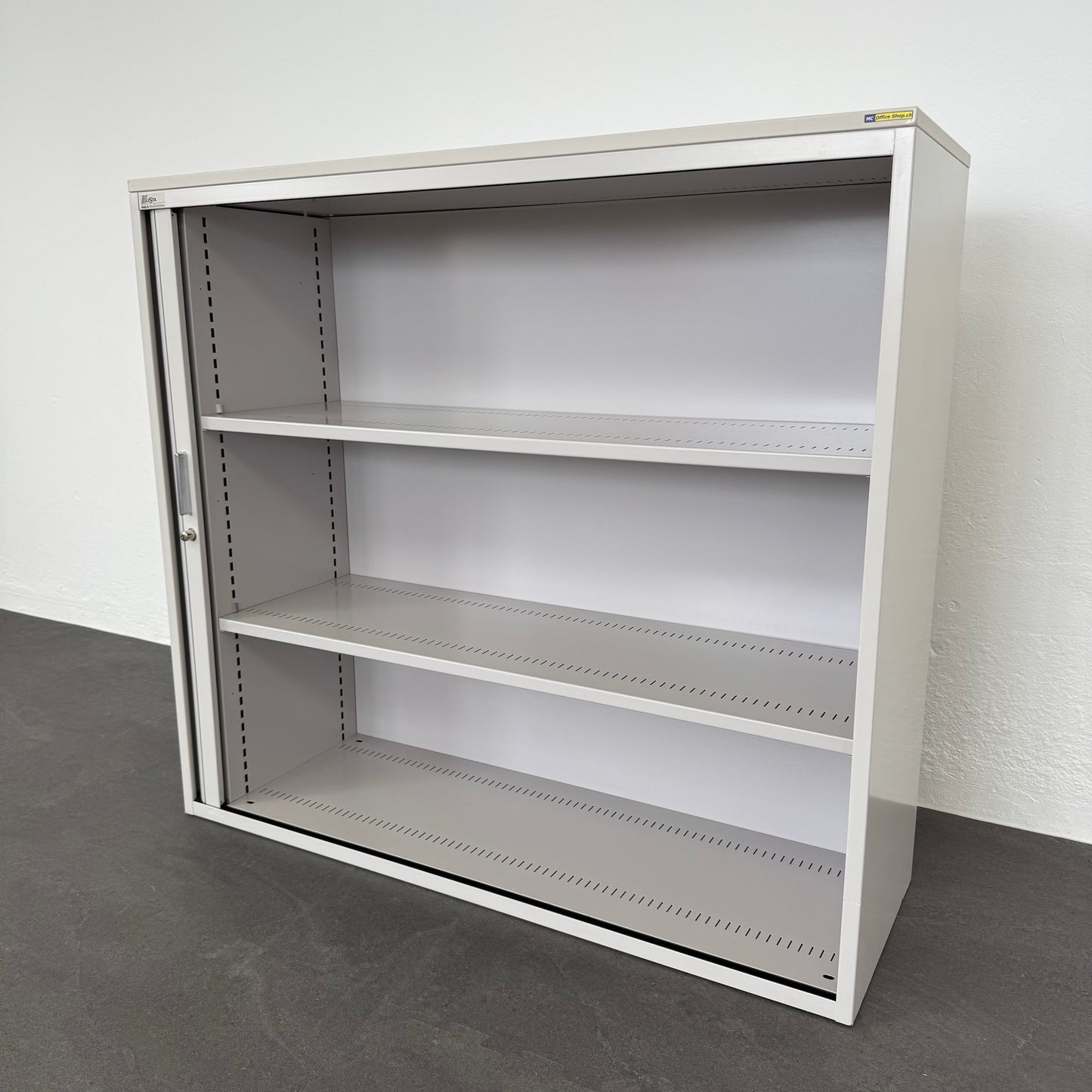Lista Office Storage Lateralschrank ohne Schlüssel