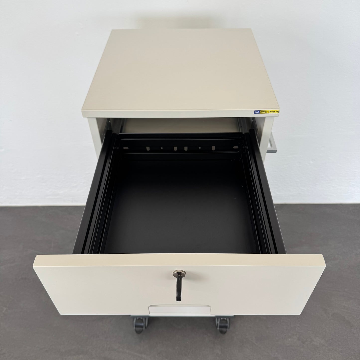 Haworth New City Maxi Caddy mit Schublade offen