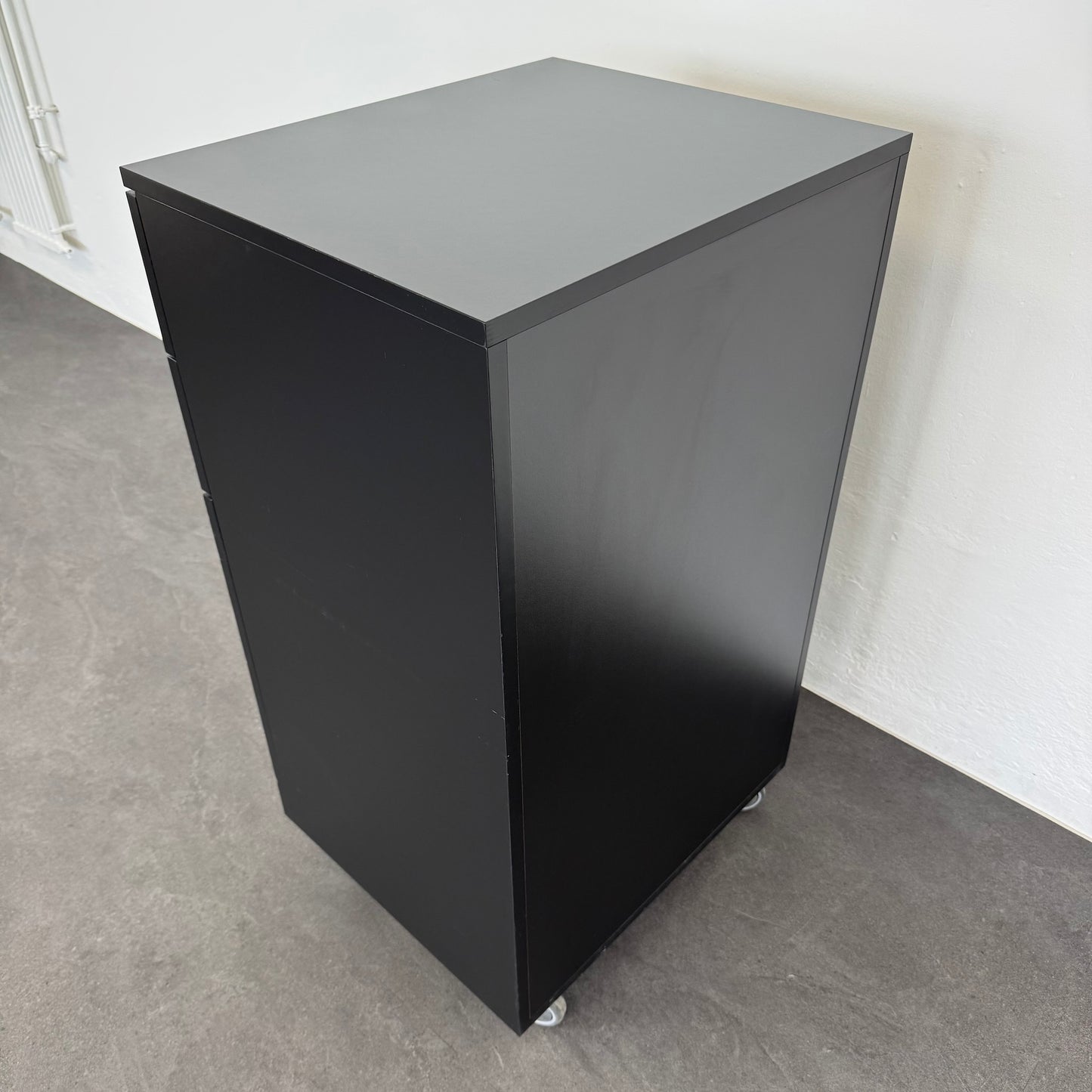 Top Design Elegante Roll-Caddy Ansicht von hinten