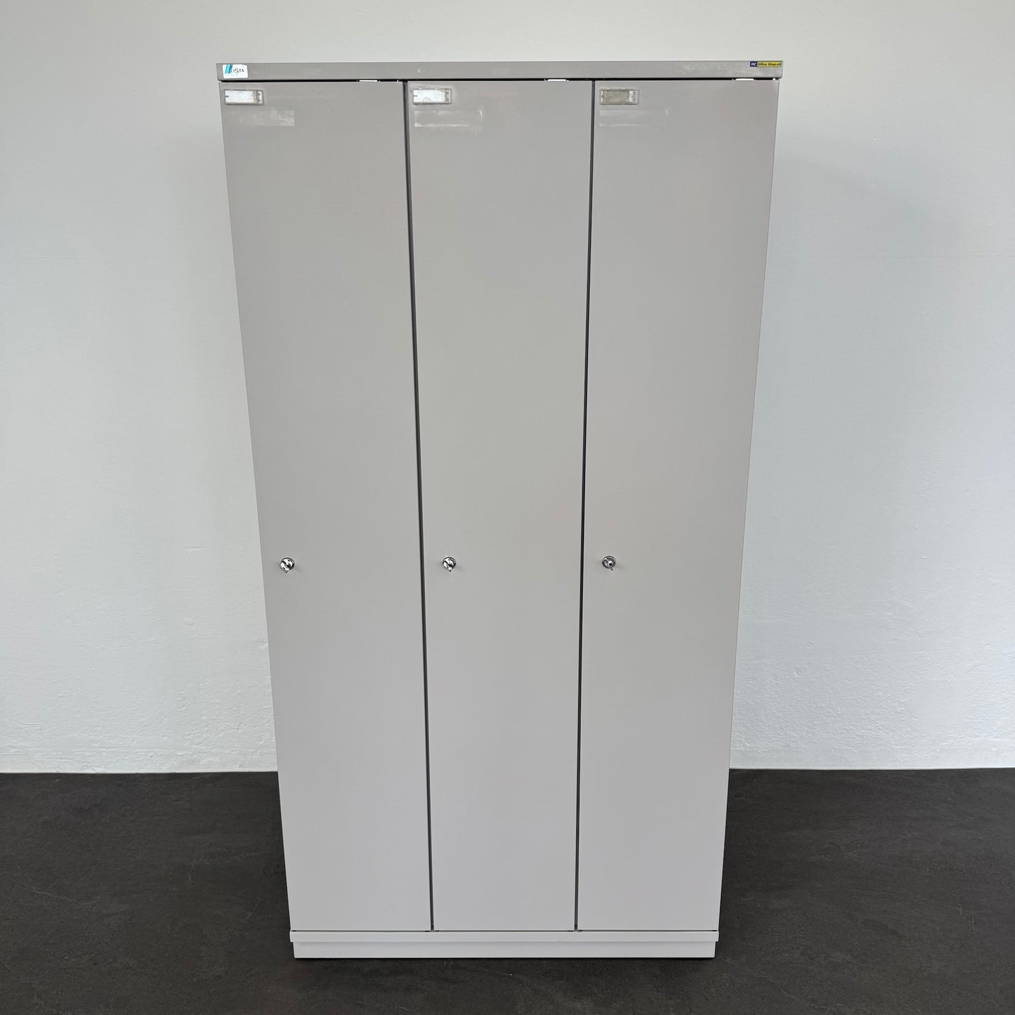 Lista Classic Garderobenschrank aus Metall Lichtgrau
