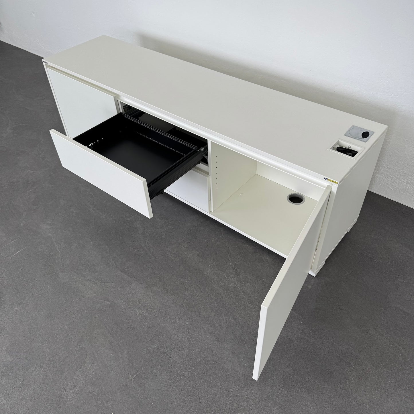 Palmberg Select Sideboard Detailfoto Schublade