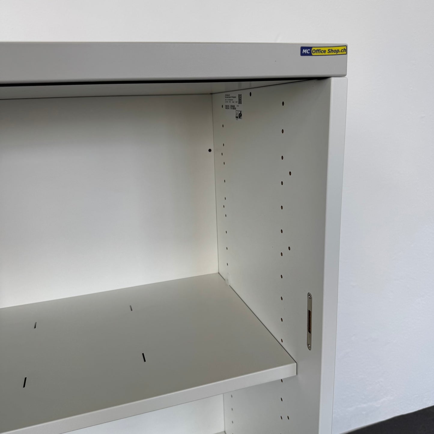 Lista Office Storage Lateralschrank Detailfoto Ecke oben