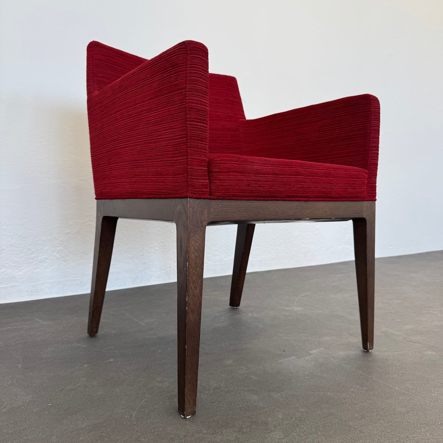Accademia Eleganto Lounge-Sessel von rechts unten