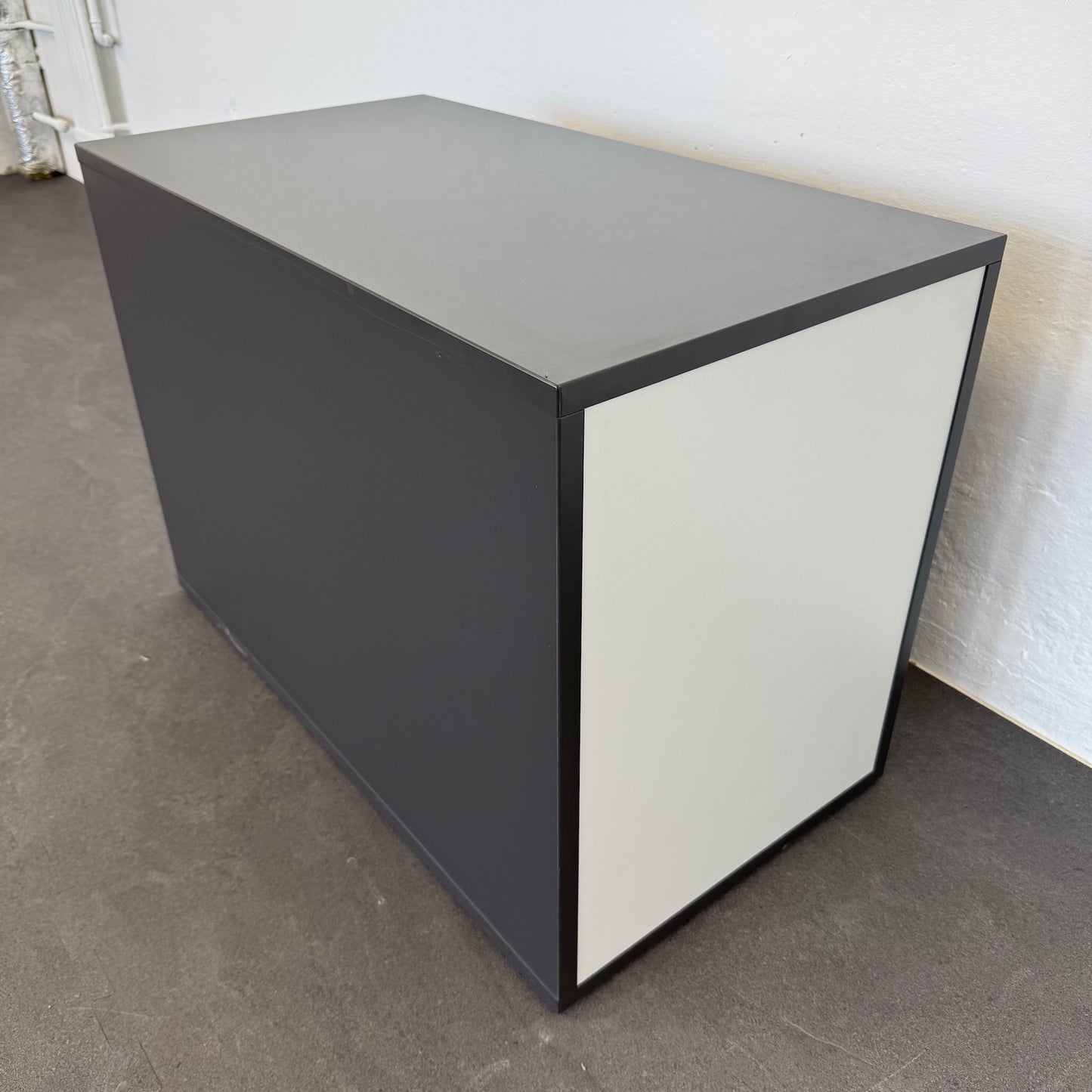 Elan Euroffice Unterstell-Korpus Ansicht von hinten - 6038273