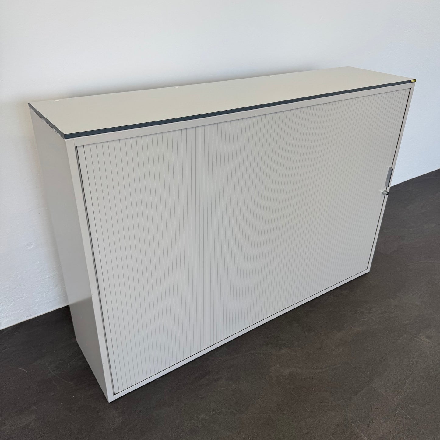Lista Office Storage Lateralschrank 1600mm breit