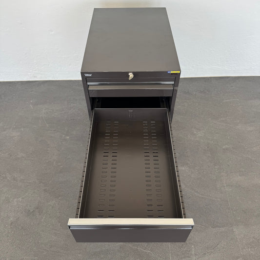 Vidmar Basic Unterstell-Korpus mit mittlerer Schublade offen