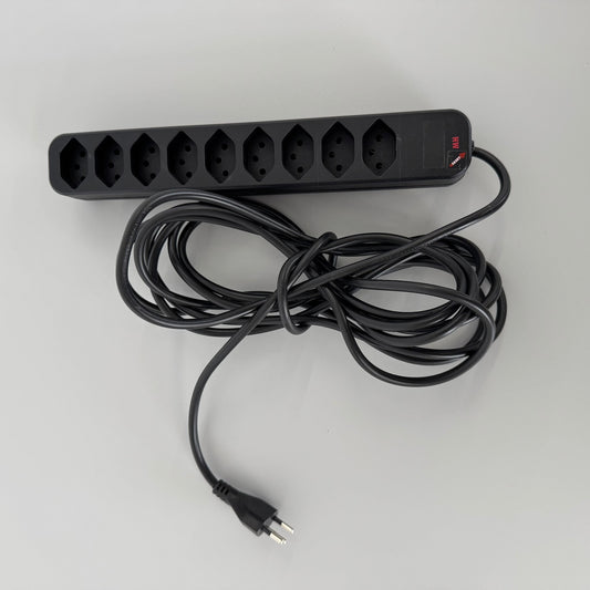 Max Hauri Swiss Line Mehrfachstecker mit 9 Stromanschlüssen