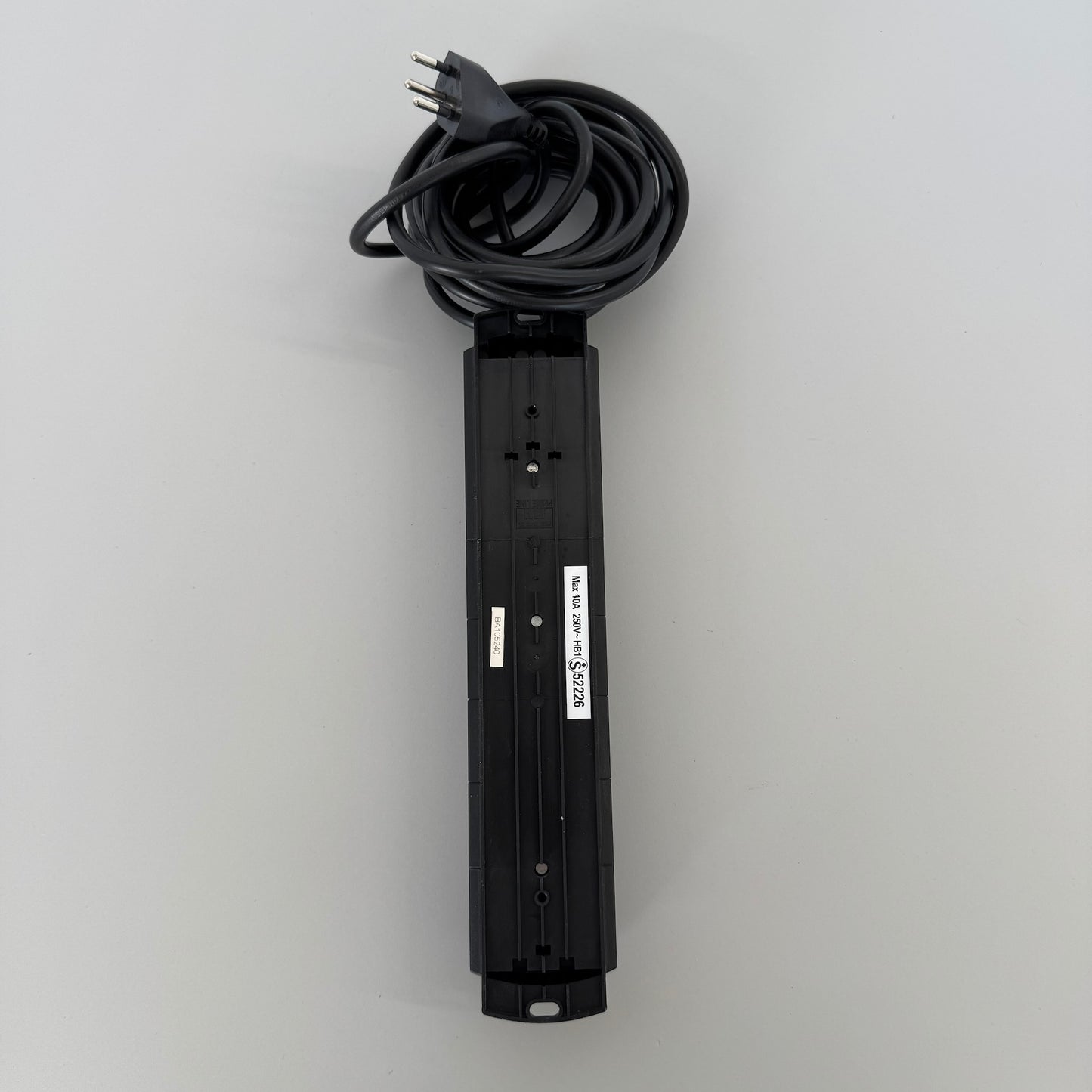 Max Hauri Prime Line Mehrfachstecker von unten