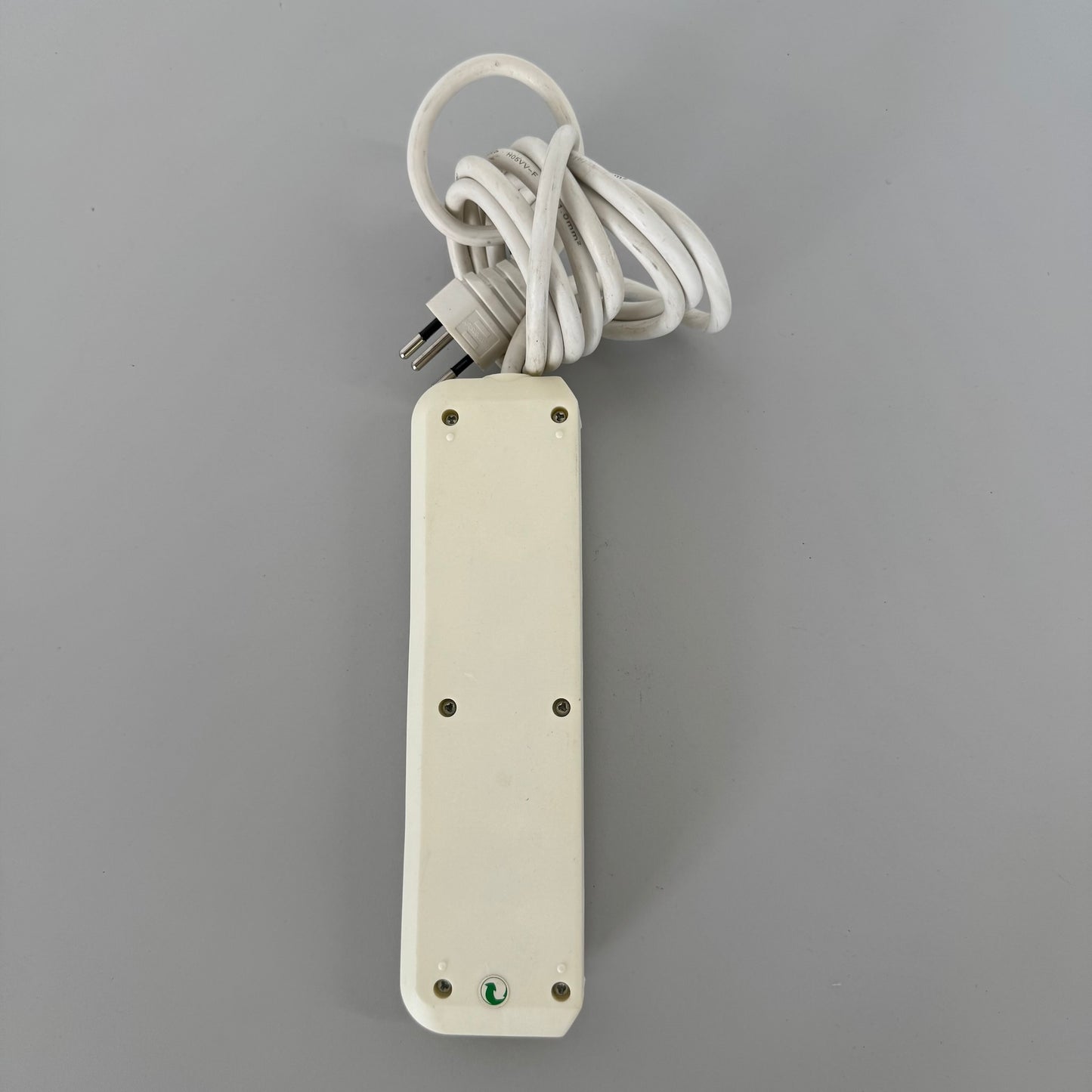 Brennstuhl cleverLine Mehrfachstecker von hinten