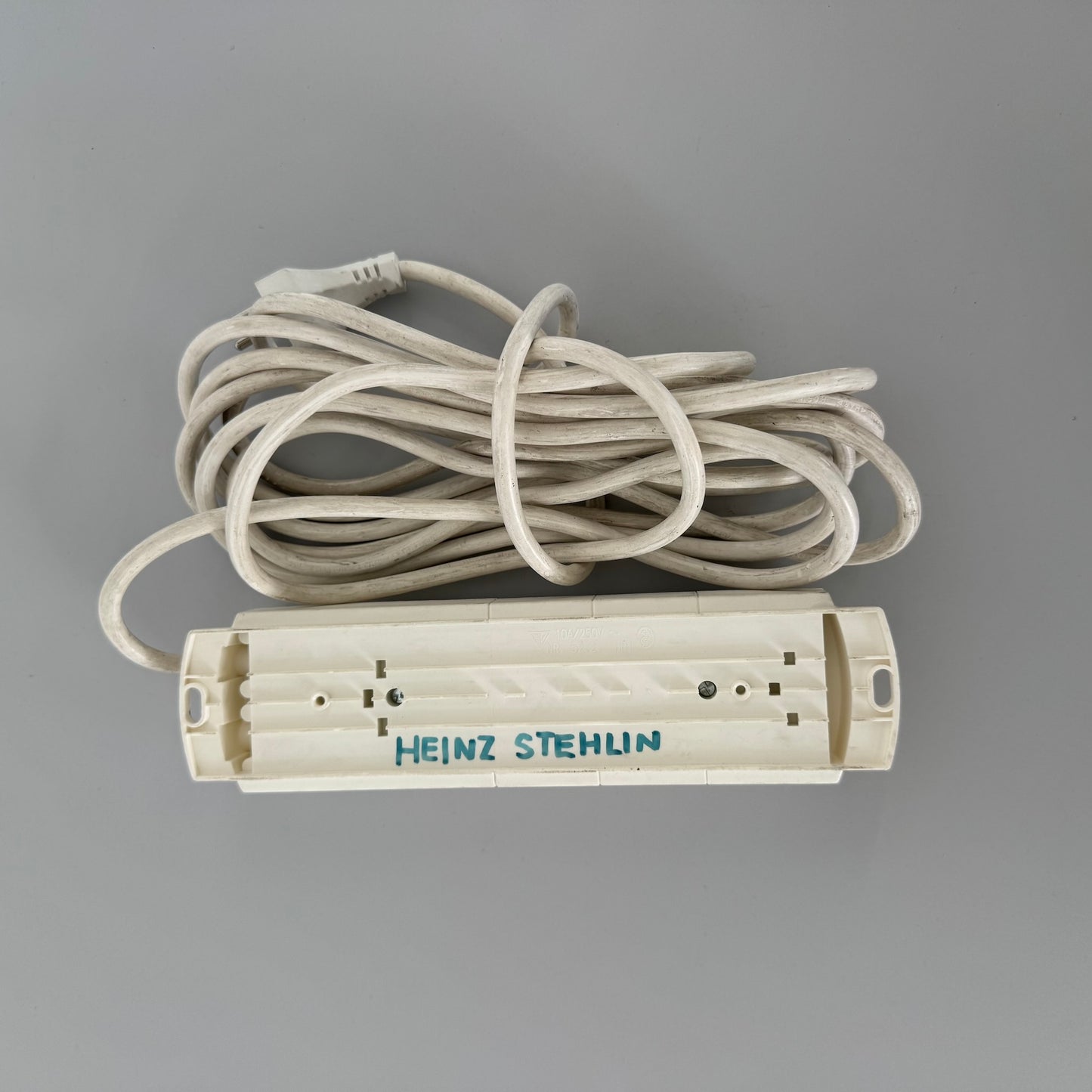 Max Hauri Prime Line Mehrfachstecker von unten