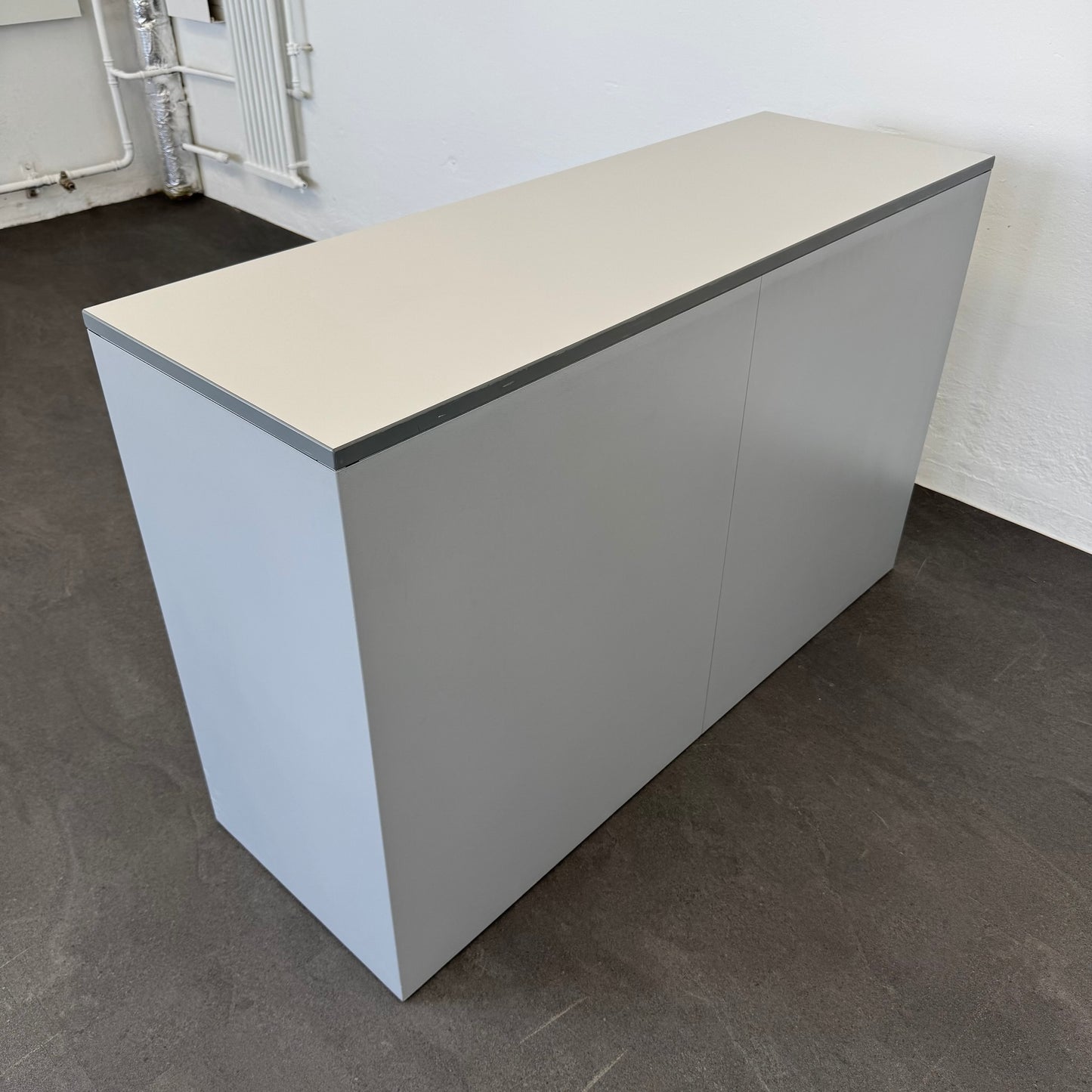 Lista Office Storage Lateralschrank seitliche Ansicht