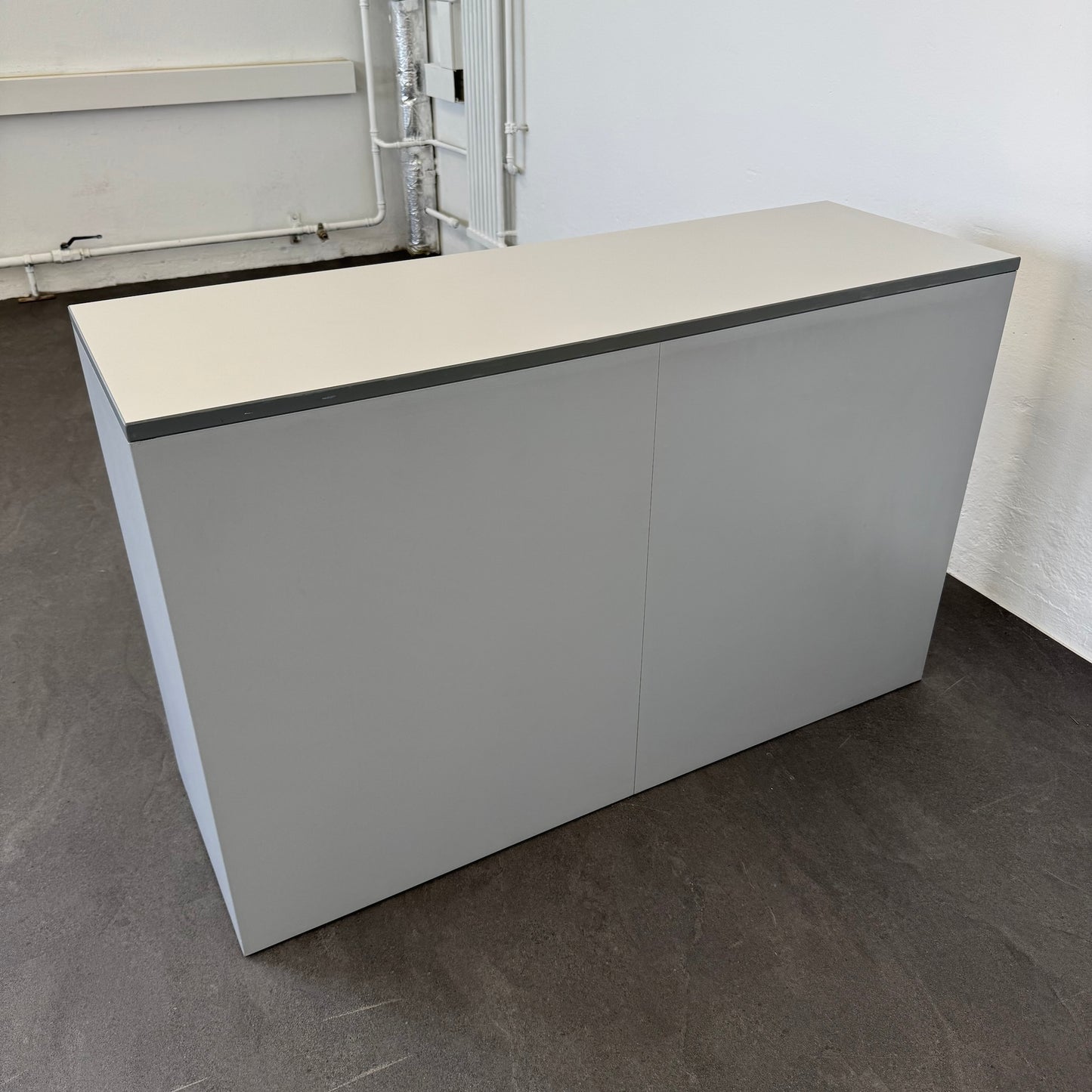 Lista Office Storage Lateralschrank von hinten