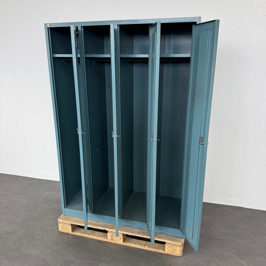 Ernst Schaer Classic Garderobenschrank mit allen Abteilen offen