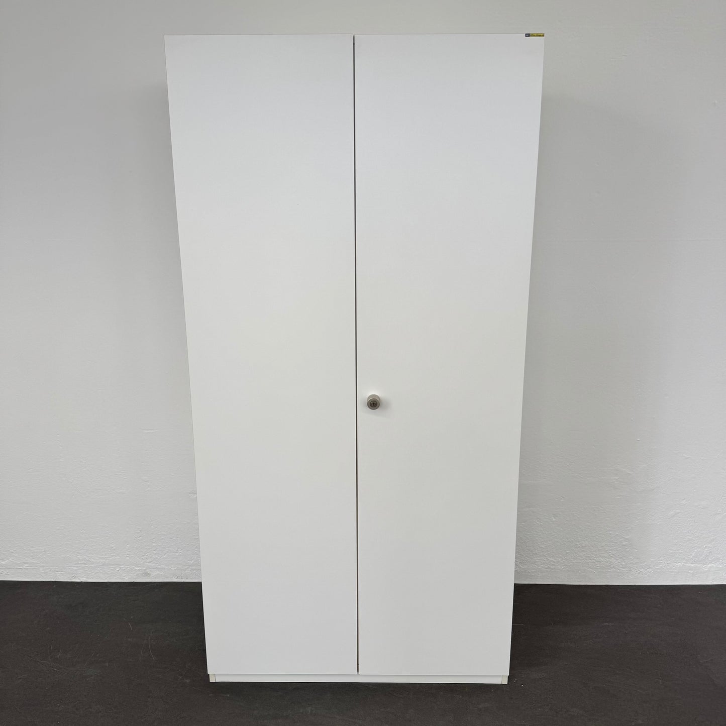 Zemp Classic Flügeltürschrank Spanplatte weiss