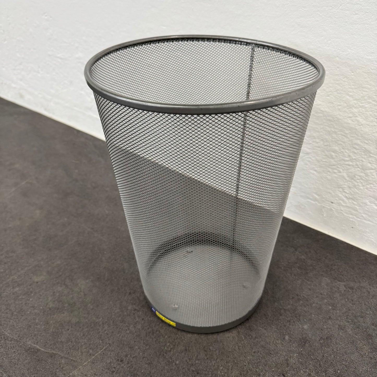 Interio Basic Abfalleimer von rechts