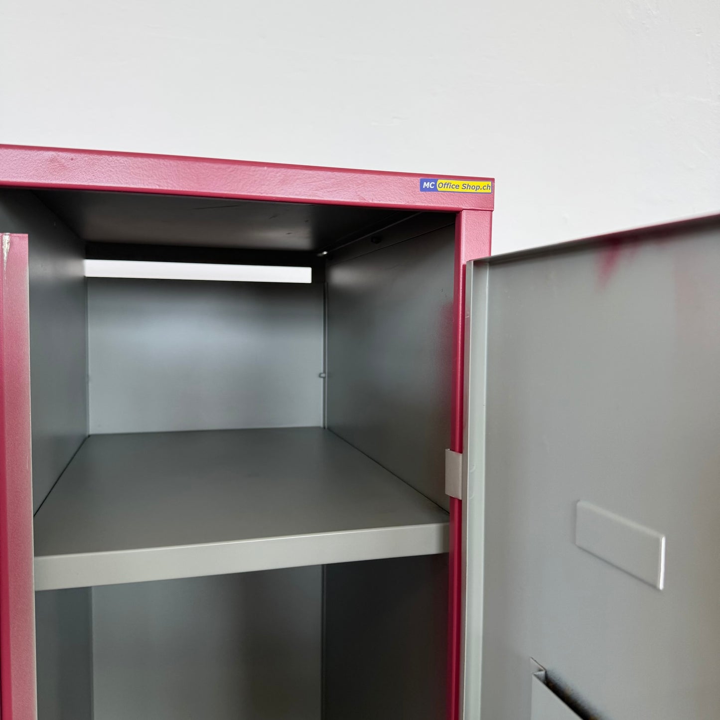 Lista Classic Garderobenschrank Detailfoto Hutablage